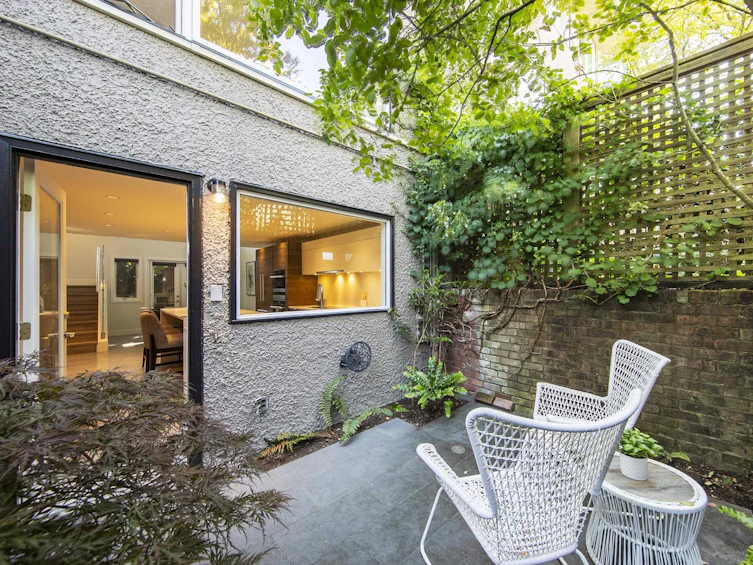 1557 Larch Street, Vancouver, BC, V6K 3N6 - 9