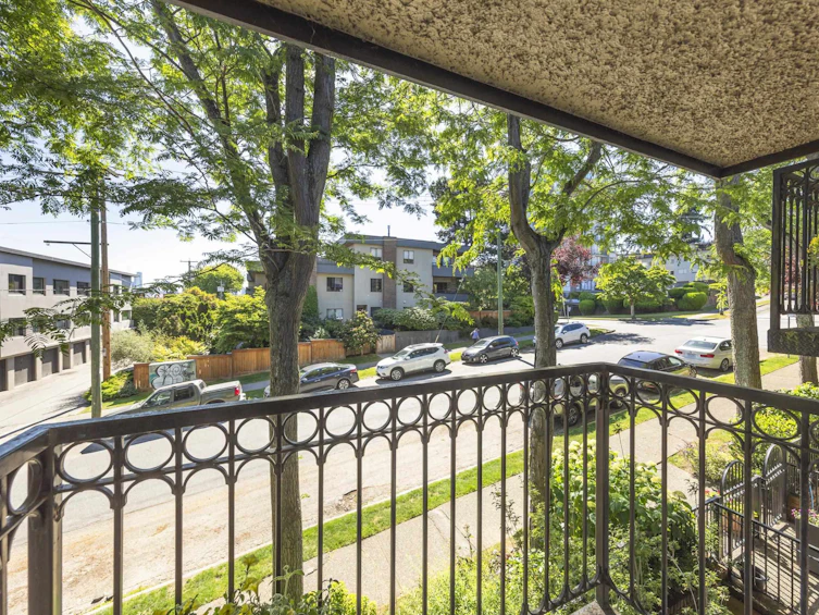 1557 Larch Street, Vancouver, BC, V6K 3N6 - 18