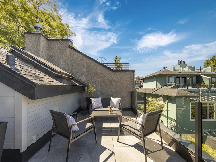 1557 Larch Street, Vancouver, BC, V6K 3N6 - 32