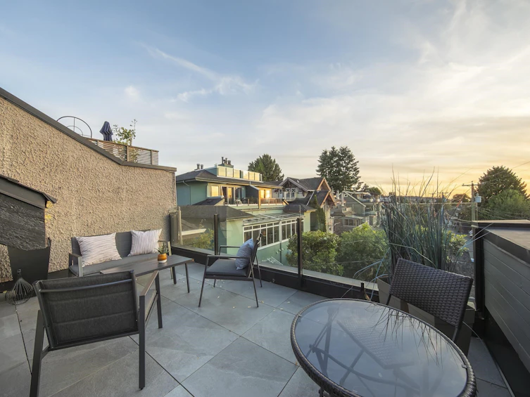 1557 Larch Street, Vancouver, BC, V6K 3N6 - 27