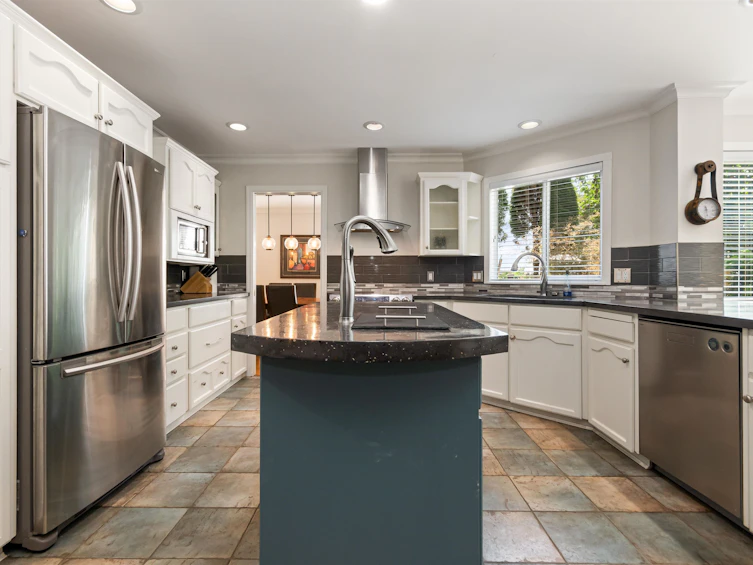5677 185 Street, Surrey, BC, V3S 7T1 - 10