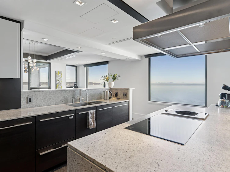 9-2250 Bellevue Avenue, West Vancouver, BC, V7V 1C6 - 16