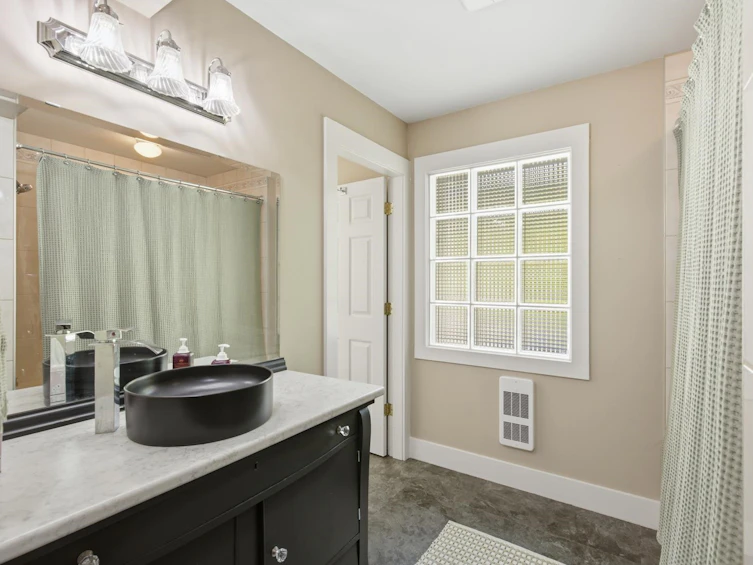 1266 Reed Road, Gibsons, BC, V0N 1V7 - 11
