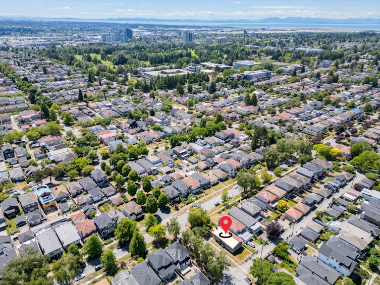 6175 Quebec Street, Vancouver, BC, V5W 2P6 - 37