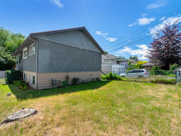 6175 Quebec Street, Vancouver, BC, V5W 2P6 - 34