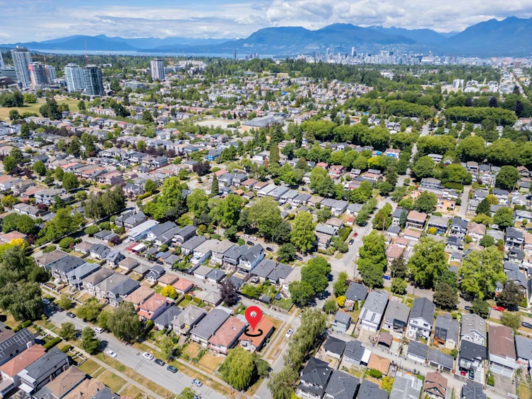 6175 Quebec Street, Vancouver, BC, V5W 2P6 - 36