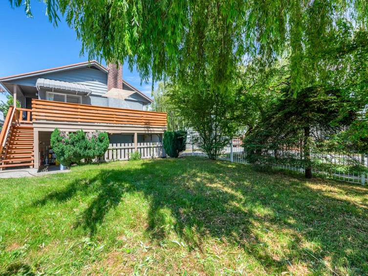 6175 Quebec Street, Vancouver, BC, V5W 2P6 - 3
