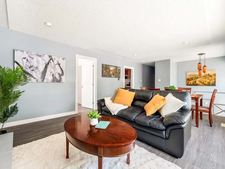 6175 Quebec Street, Vancouver, BC, V5W 2P6 - 7