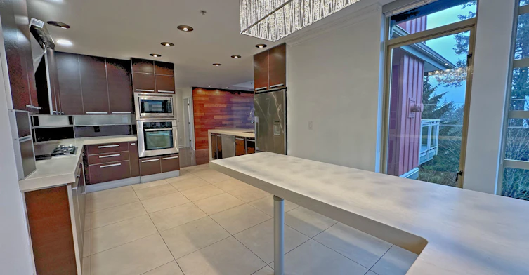 8561 Seascape Lane, West Vancouver, BC, V7W 3J7 - 9