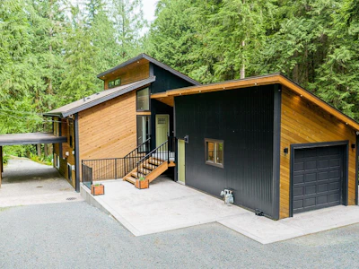 30613 Keystone Avenue - 2