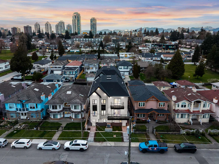 2-7353 12th Avenue, Burnaby, BC, V3N 2J8 - 25