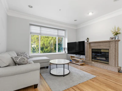 3186 E 18th Avenue - 4