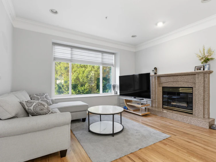 3186 E 18th Avenue, Vancouver, BC, V5M 2R5 - 4