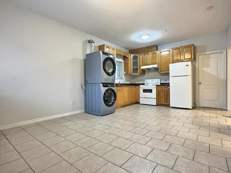 3186 E 18th Avenue, Vancouver, BC, V5M 2R5 - 19