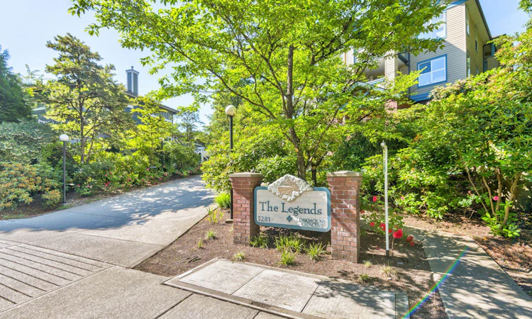 307-5281 Oakmount Crescent