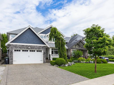 20371 98a Avenue - 2