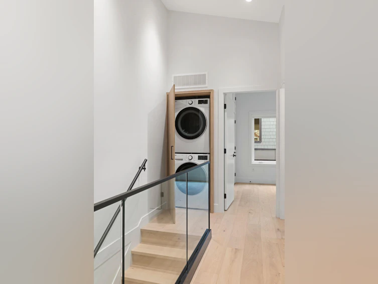 1-2539 Grant Avenue, Vancouver, BC, V5K 3G6 - 13
