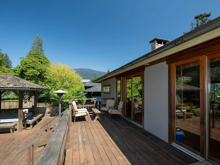 893 Friar Crescent, North Vancouver, BC, V7G 1M5 - 27