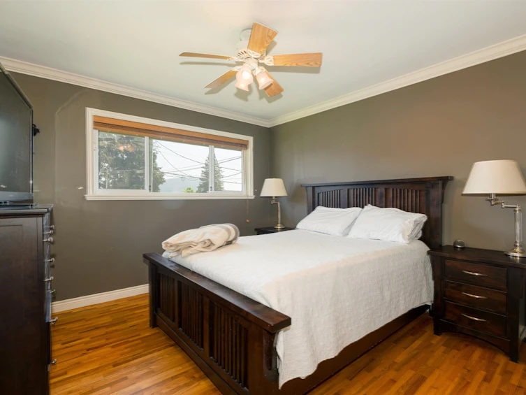 893 Friar Crescent, North Vancouver, BC, V7G 1M5 - 15