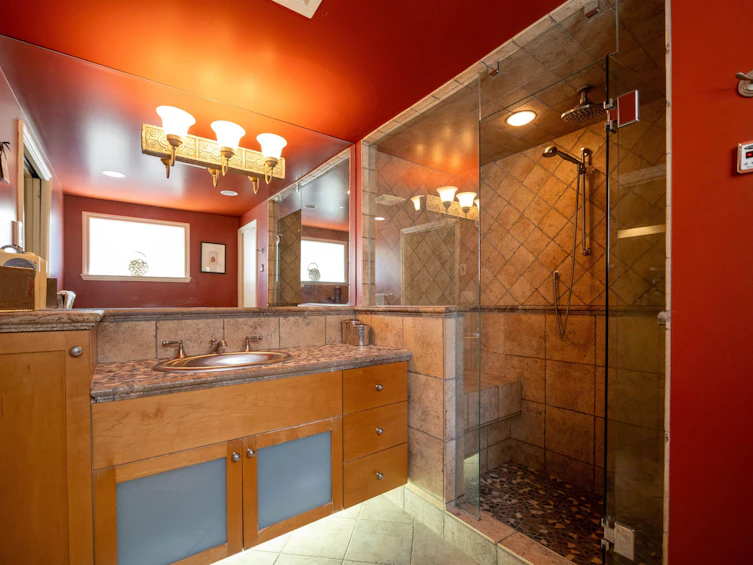 893 Friar Crescent, North Vancouver, BC, V7G 1M5 - 24