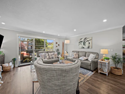 208-1441 Blackwood Street - 3