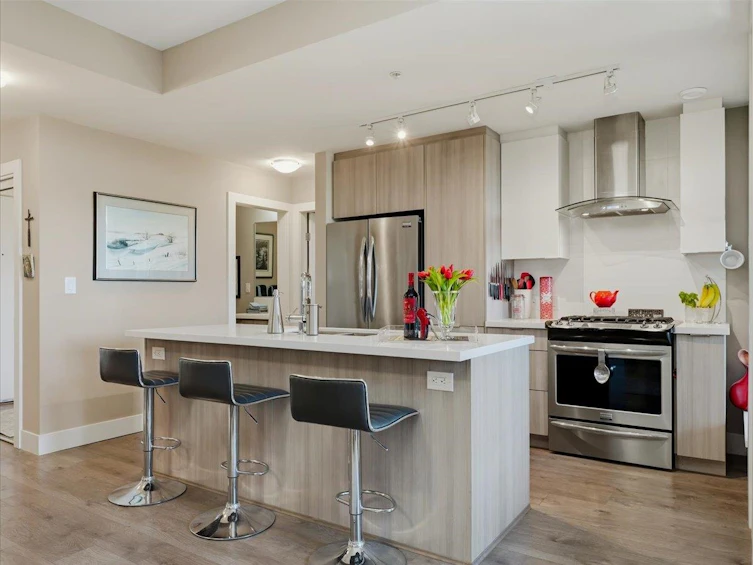 411-3602 Aldercrest Drive, North Vancouver, BC, V7G 0A2