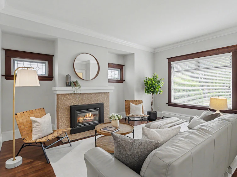 4072 Ontario Street, Vancouver, BC, V5V 3G5 - 4