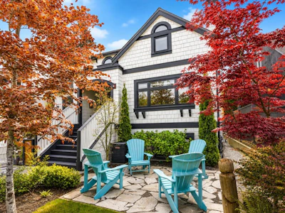 3022 W King Edward Avenue - 3