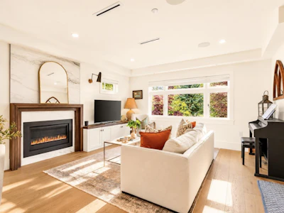 3022 W King Edward Avenue - 5