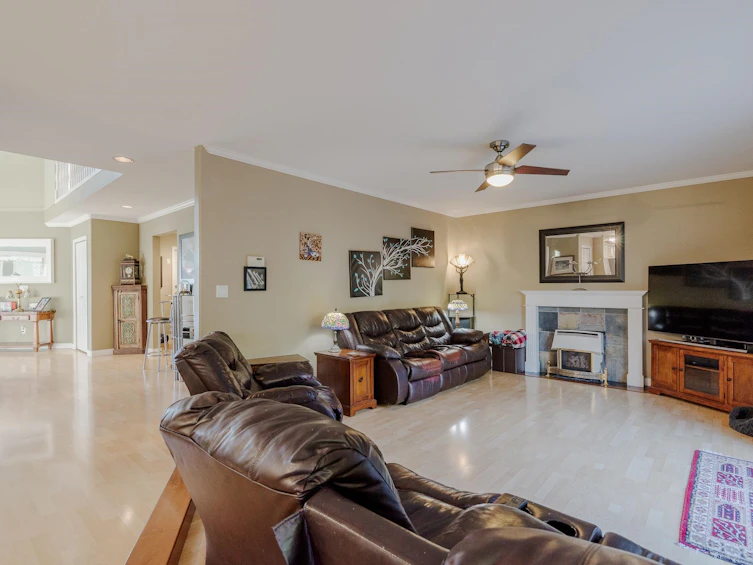 16657 78 Avenue, Surrey, BC, V4N 0L8 - 16