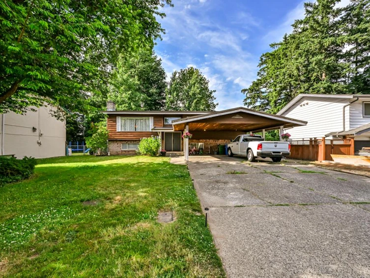 34487 Pearl Avenue, Abbotsford, BC, V2S 2V7 - 2