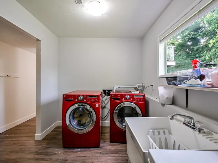 34487 Pearl Avenue, Abbotsford, BC, V2S 2V7 - 35