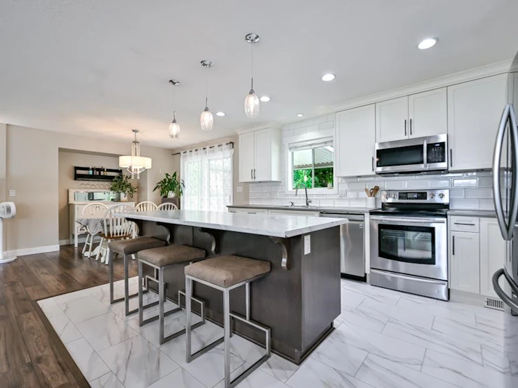 34487 Pearl Avenue, Abbotsford, BC, V2S 2V7 - 10