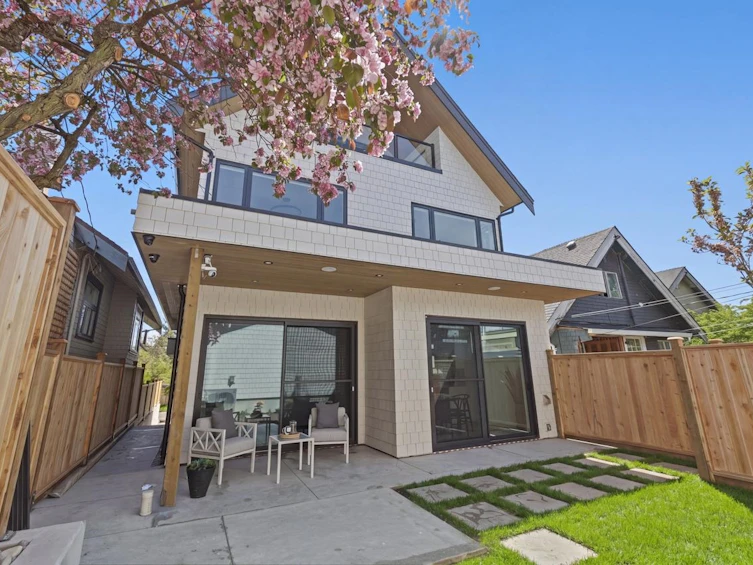 2-625 E 24th Avenue, Vancouver, BC, V5V 2A3 - 2
