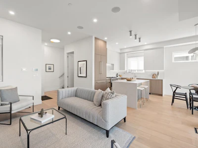 2-625 E 24th Avenue - 4