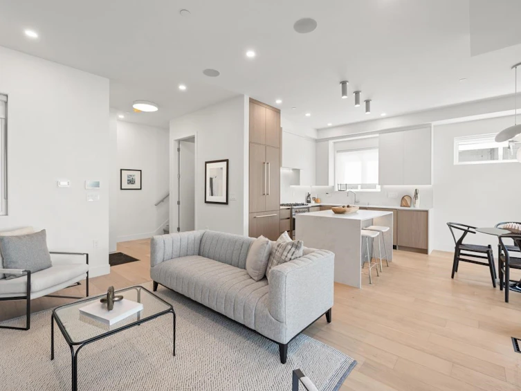 2-625 E 24th Avenue, Vancouver, BC, V5V 2A3 - 4
