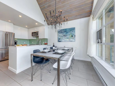 204-4865 Painted Cliff Road - 5