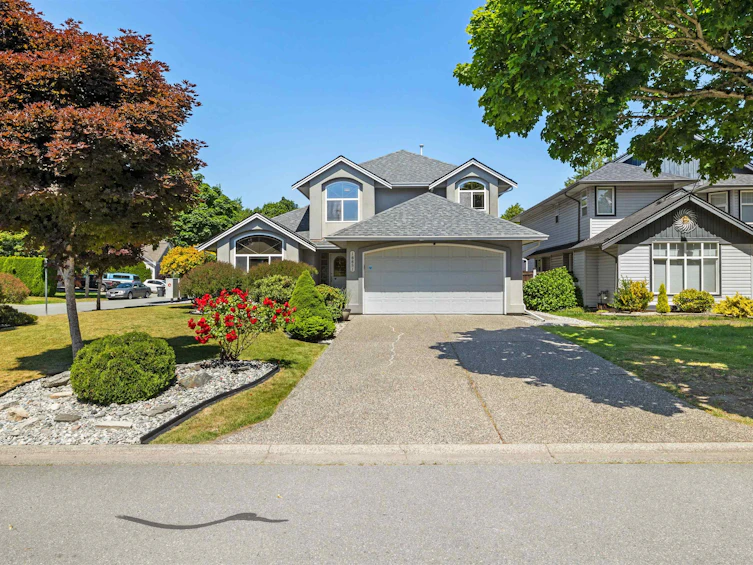 18851 64a Avenue, Surrey, BC, V3S 8V3 - 3