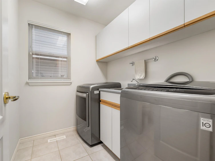 18851 64a Avenue, Surrey, BC, V3S 8V3 - 23