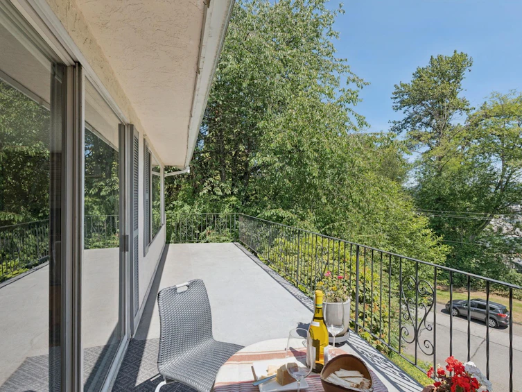 1034 Heywood Street, North Vancouver, BC, V7L 1H3 - 8