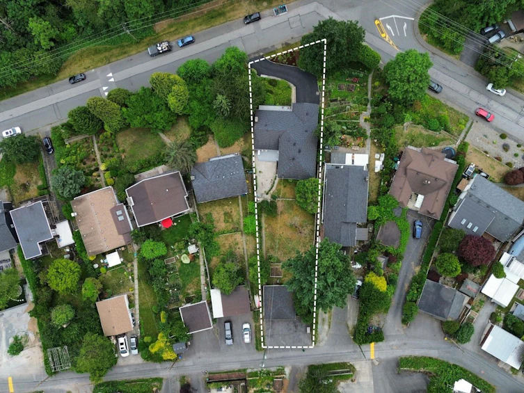1034 Heywood Street, North Vancouver, BC, V7L 1H3 - 37