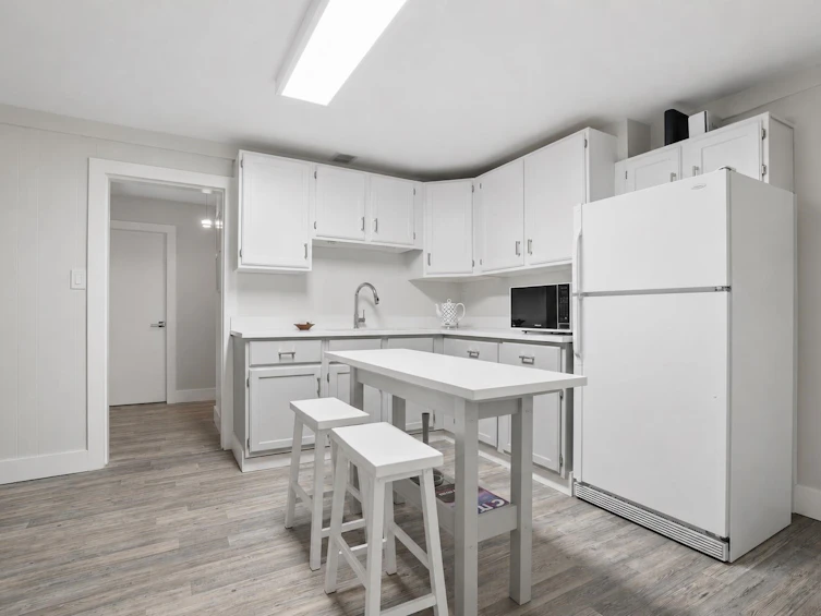 1034 Heywood Street, North Vancouver, BC, V7L 1H3 - 23