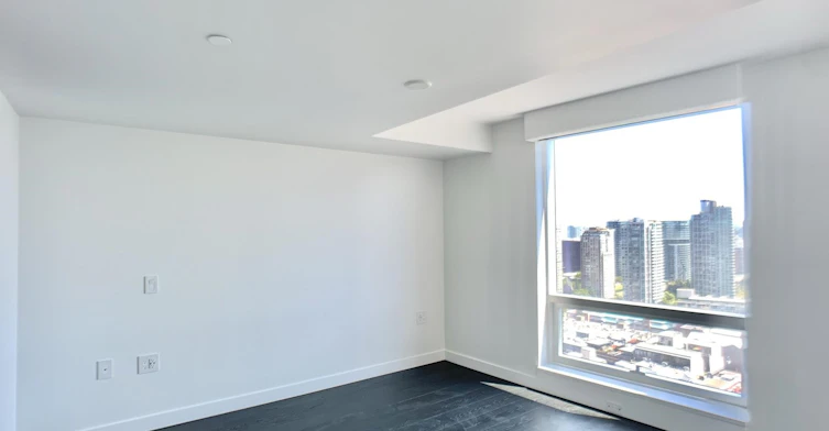 1111 Richards, Vancouver, BC, V6B 0S3 - 2