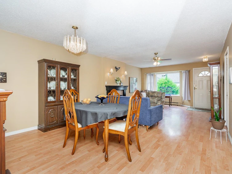 11-12049 217th Street, Maple Ridge, BC, V2X 5L2 - 6