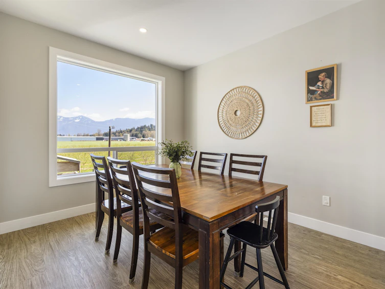 10398 Wedgewood Drive, Chilliwack, BC, V2P 6B9 - 9