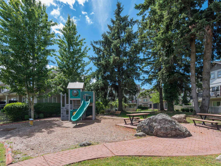 13-19097 64 Avenue, Surrey, BC, V3S 6X5 - 22
