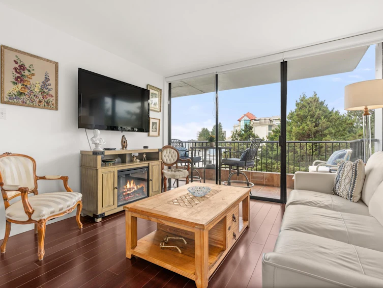 704-650 16th Street, West Vancouver, BC, V7V 3R9 - 6