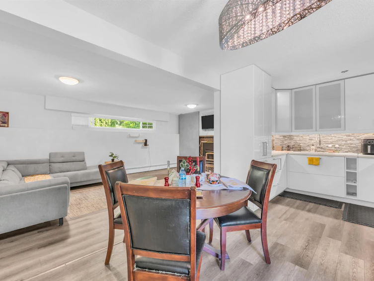 27810 110 Avenue, Maple Ridge, BC, V2W 1P6 - 30