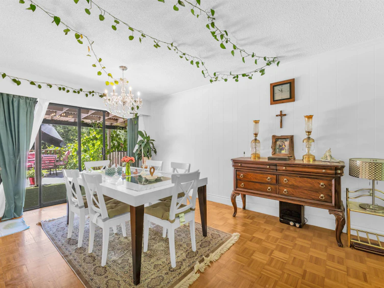 27810 110 Avenue, Maple Ridge, BC, V2W 1P6 - 23