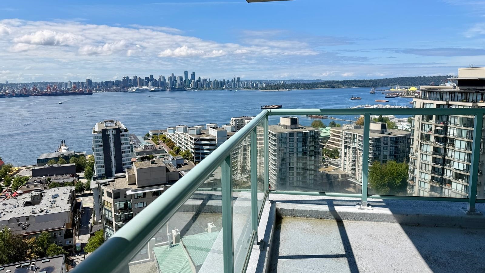 2201-120 W 2nd Street, North Vancouver, BC, V7M 1C3